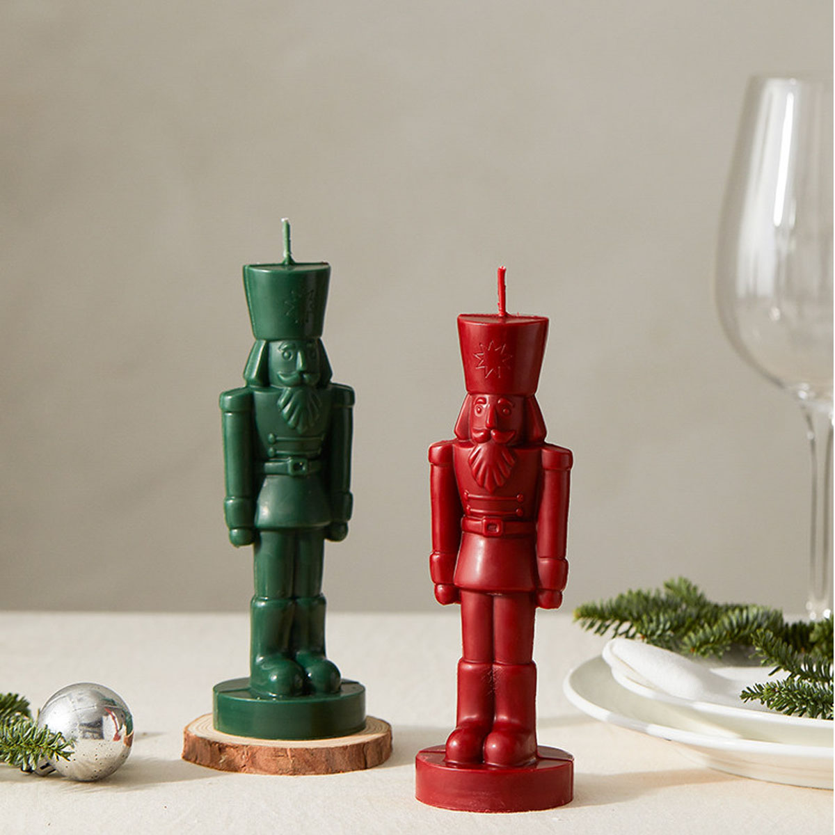 Nutcracker Figurine - Большая пластиковая форма для свечей в